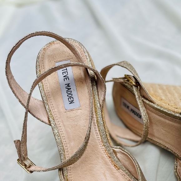 Steve Madden Gold Glisen Glitter Espadrille Wedge Sandals | Size 10 - Picture 7 of 10